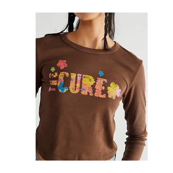 Daydreamer The Cure Flower Of Love Shrunken Long Sleeve Tee XS Chocolate - Picture 6 of 6